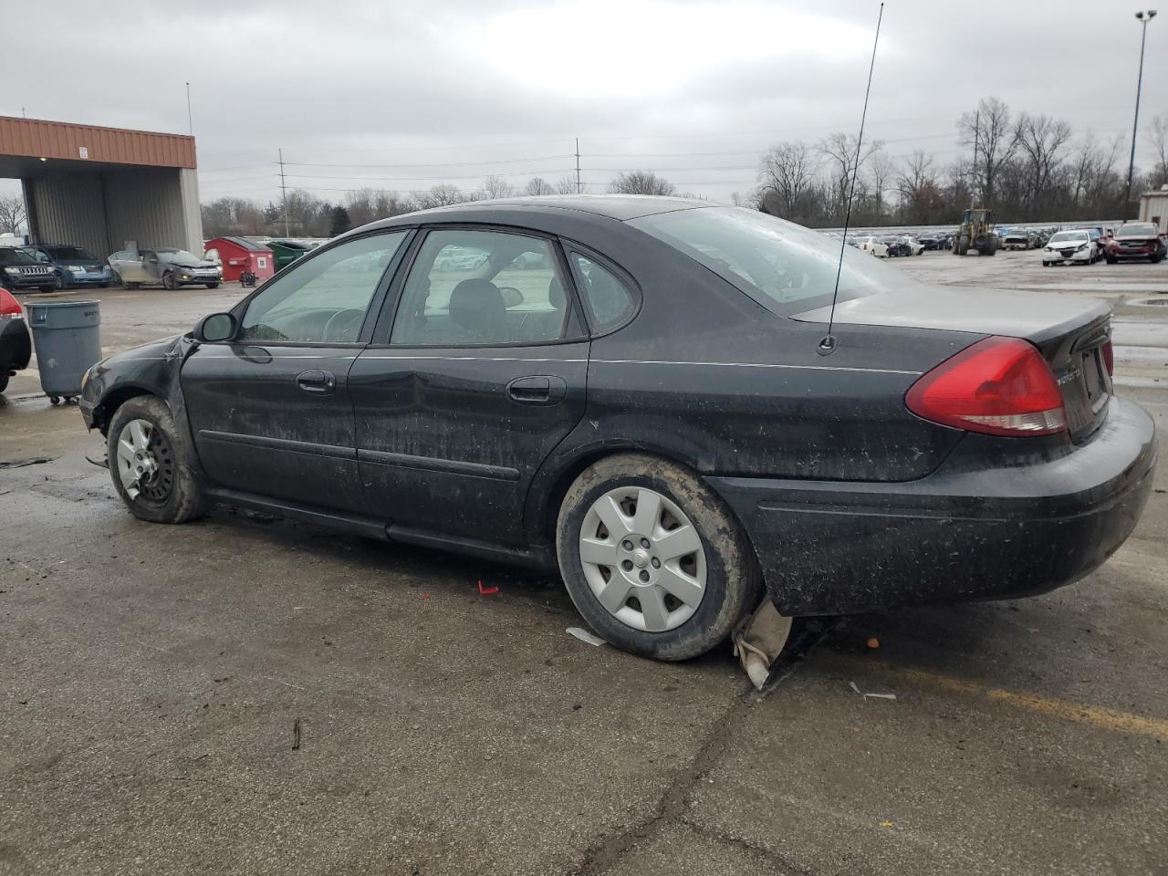 2007 Ford Taurus - Image 2