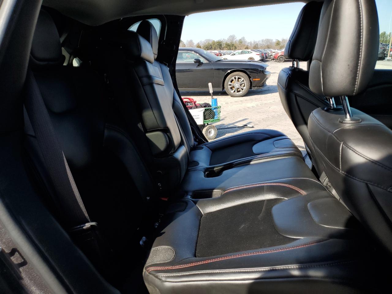 2019 Jeep Cherokee - Image 11