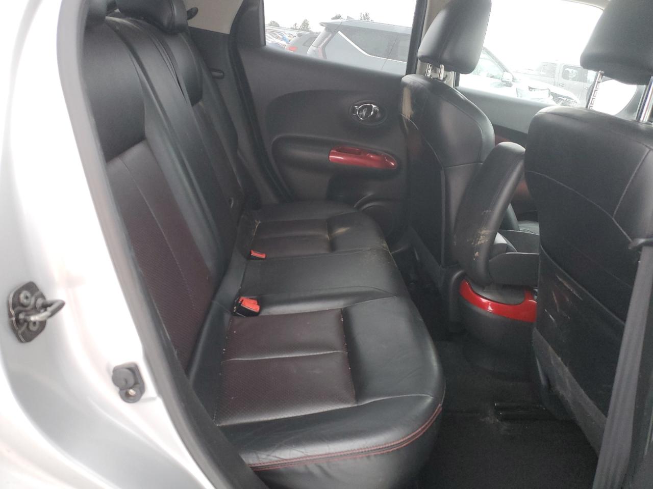2013 Nissan Juke - Image 10