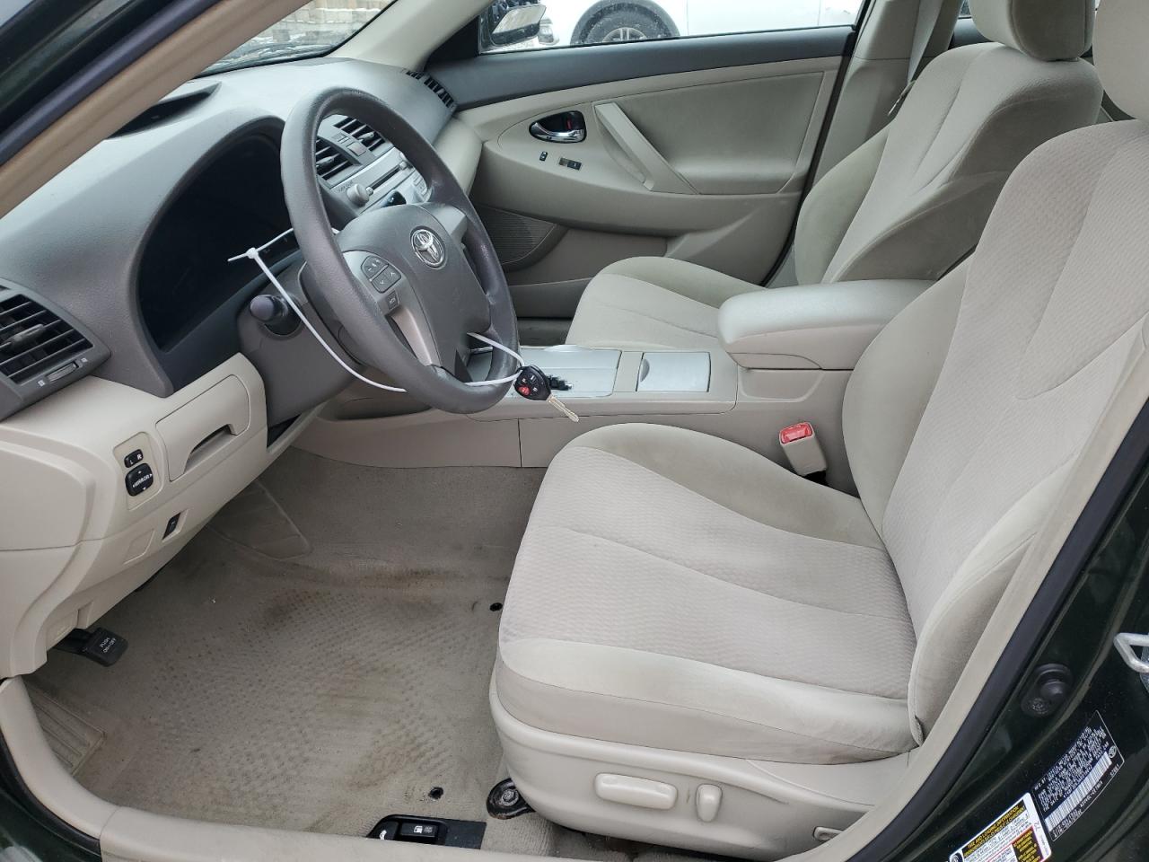 2010 Toyota Camry - Image 7