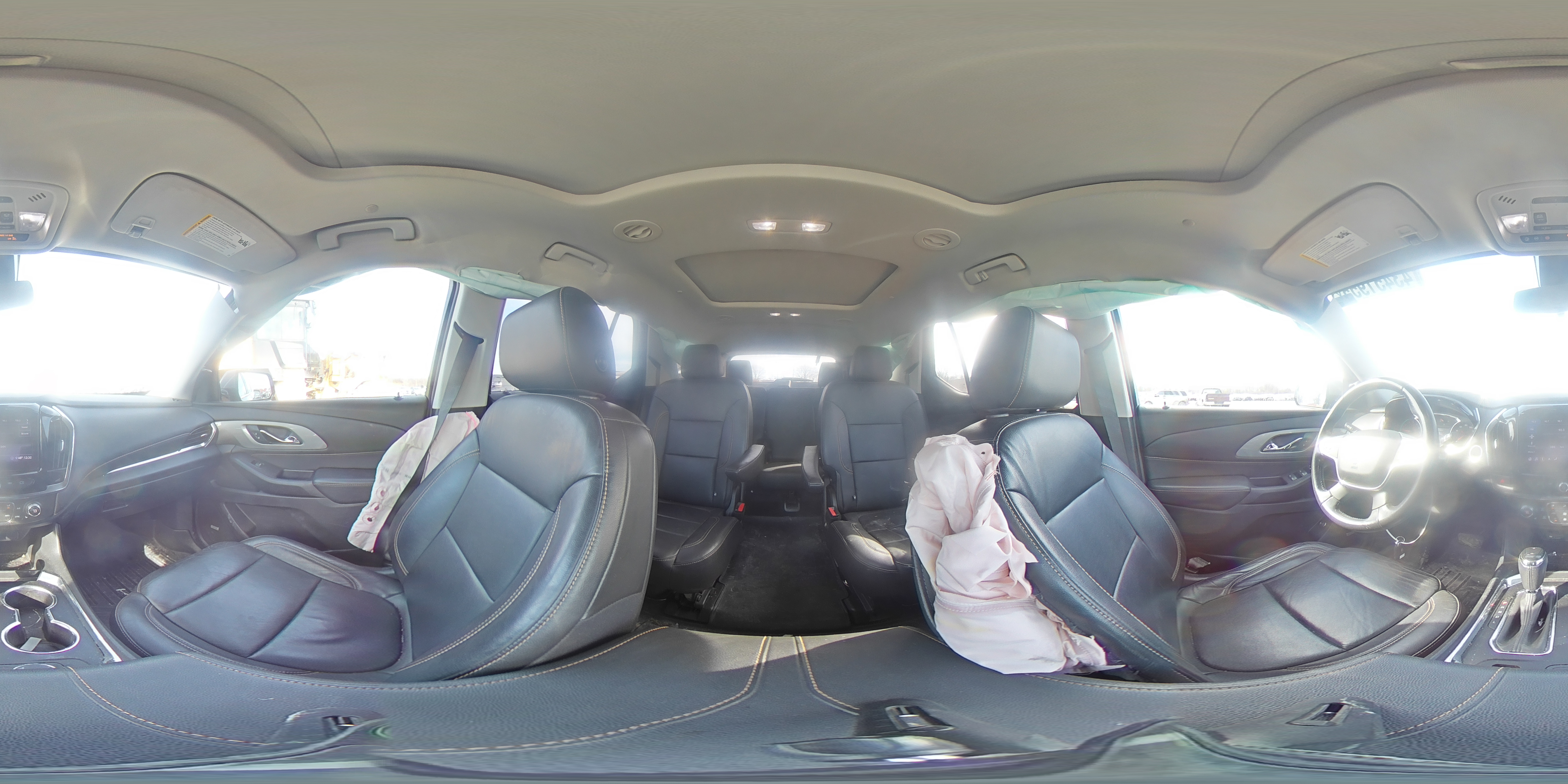 2020 Chevrolet Traverse - Image 14