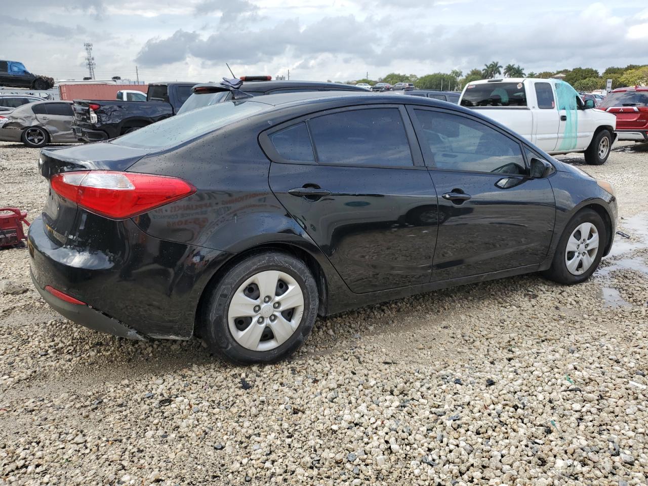 2015 Kia Forte - Image 3