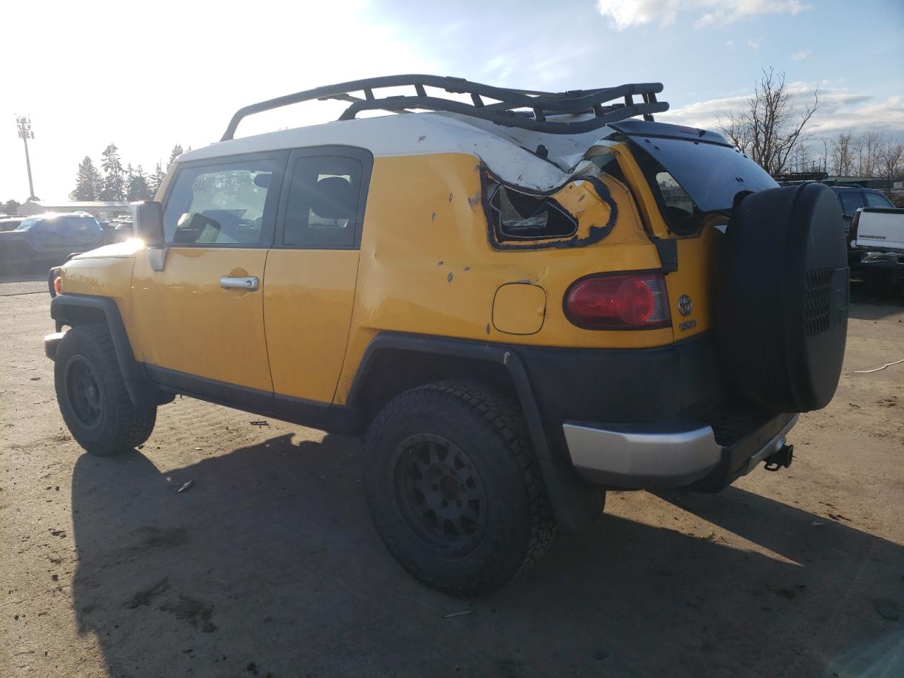 2008 Toyota FJ Cruiser - Image 2