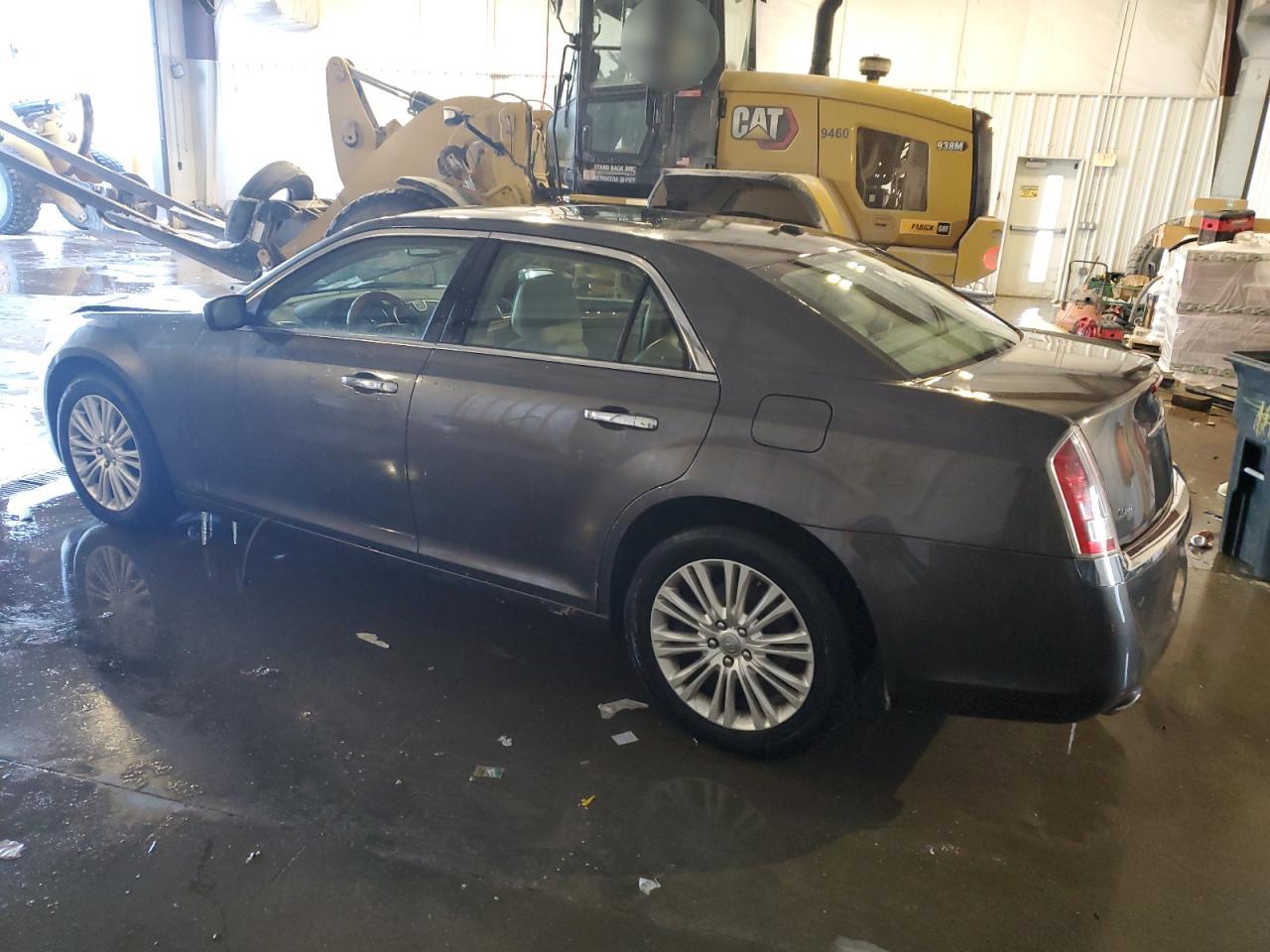 2014 Chrysler 300 - Image 2
