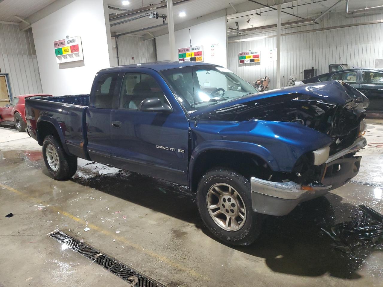 2001 Dodge Dakota - Image 4