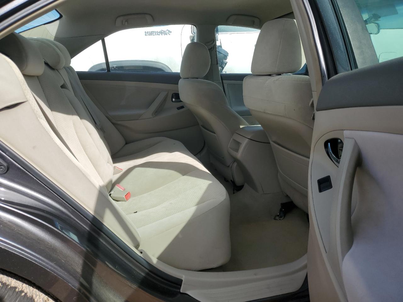 2009 Toyota Camry - Image 11