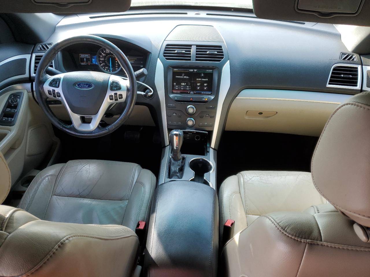 2015 Ford Explorer - Image 8