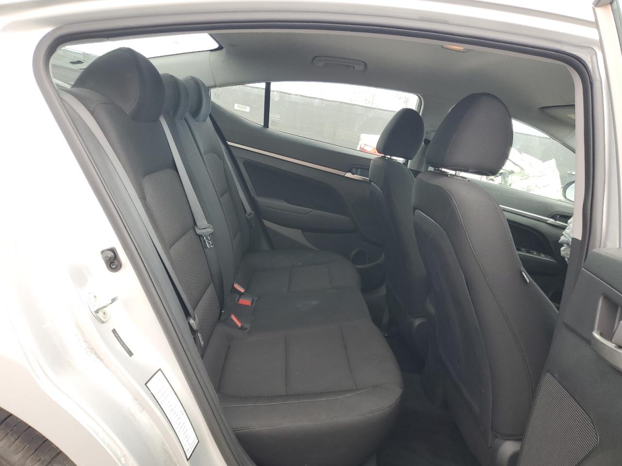2020 Hyundai Elantra - Image 10
