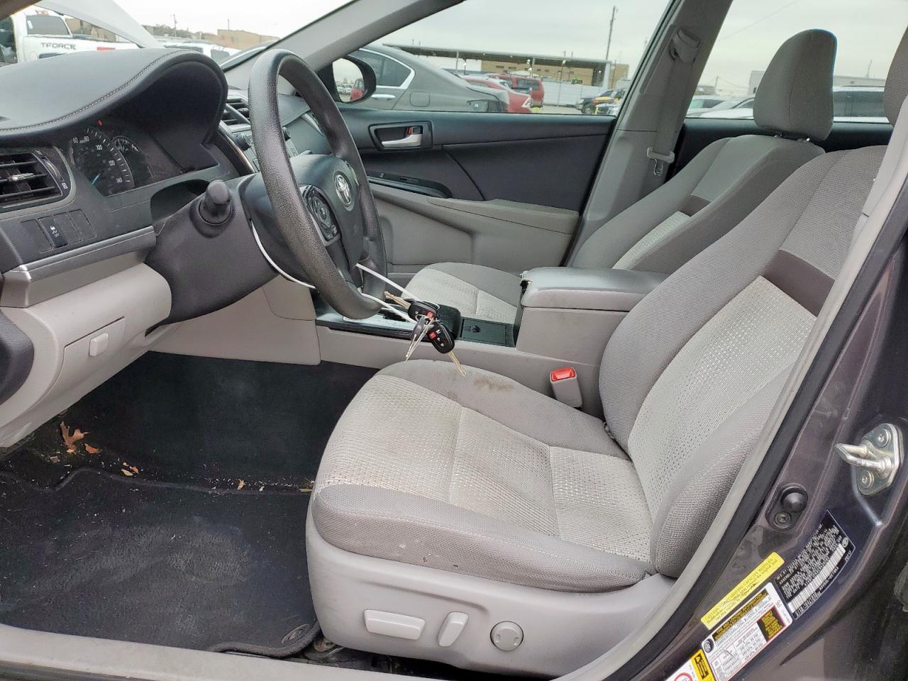 2014 Toyota Camry - Image 7