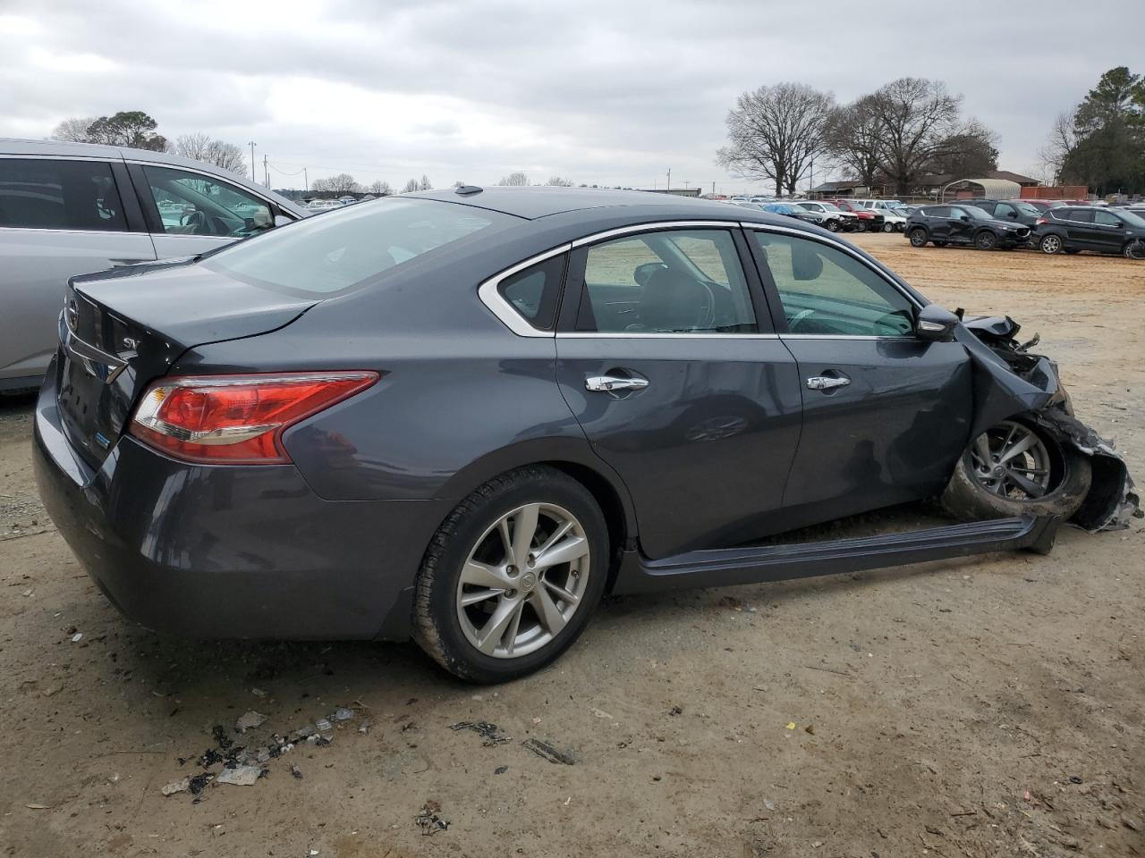 2013 Nissan Altima - Image 3