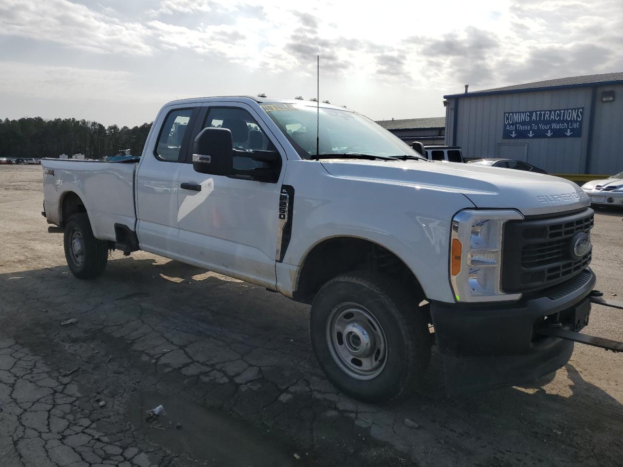 2023 Ford F250 - Image 4