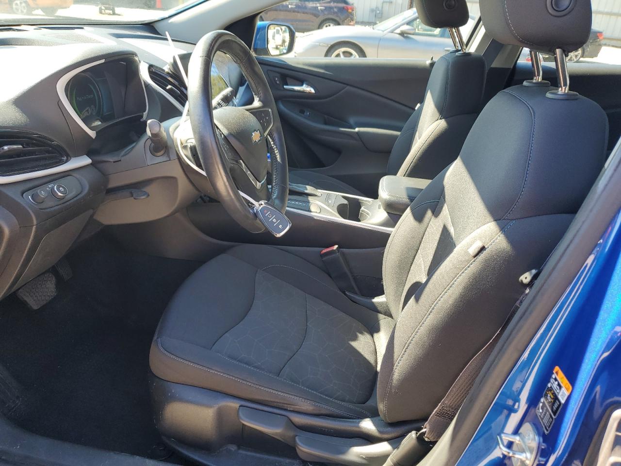 2017 Chevrolet Volt - Image 7