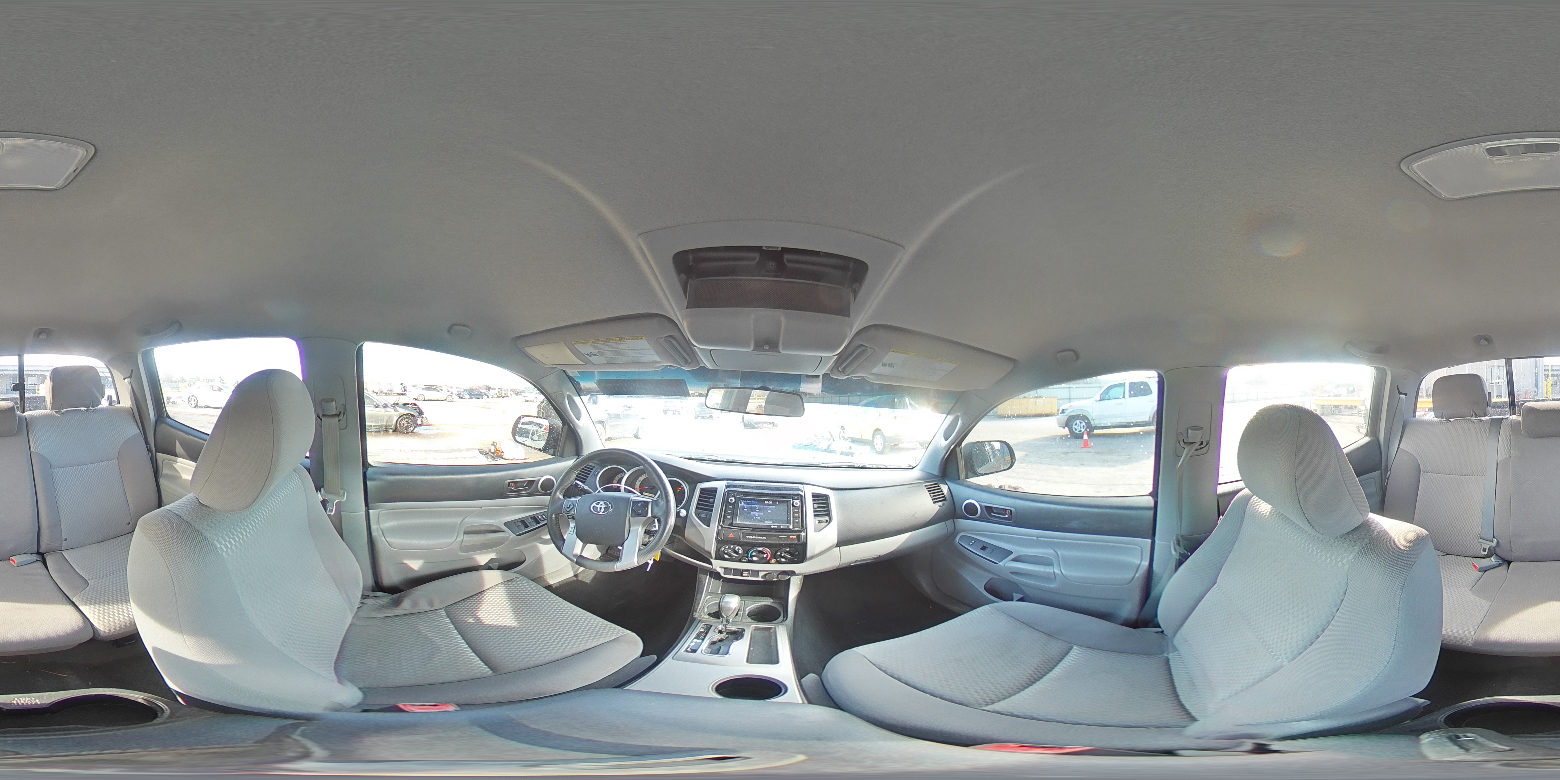 2015 Toyota Tacoma - Image 15