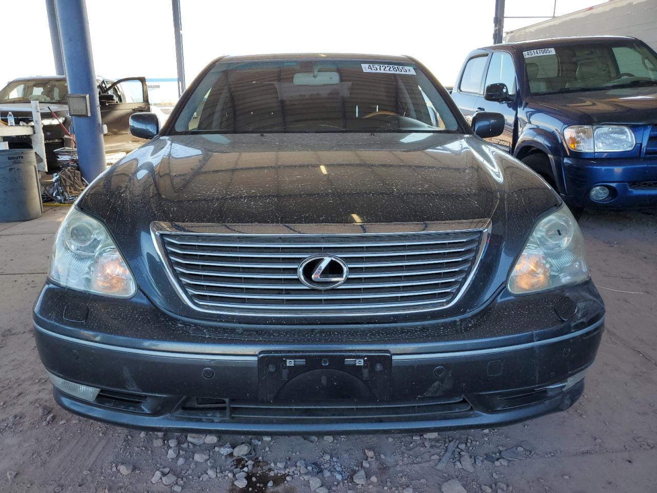 2005 Lexus LS - Image 5