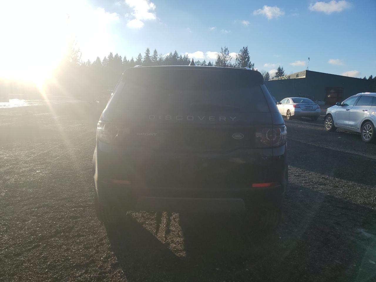 2017 Land Rover Discovery - Image 6