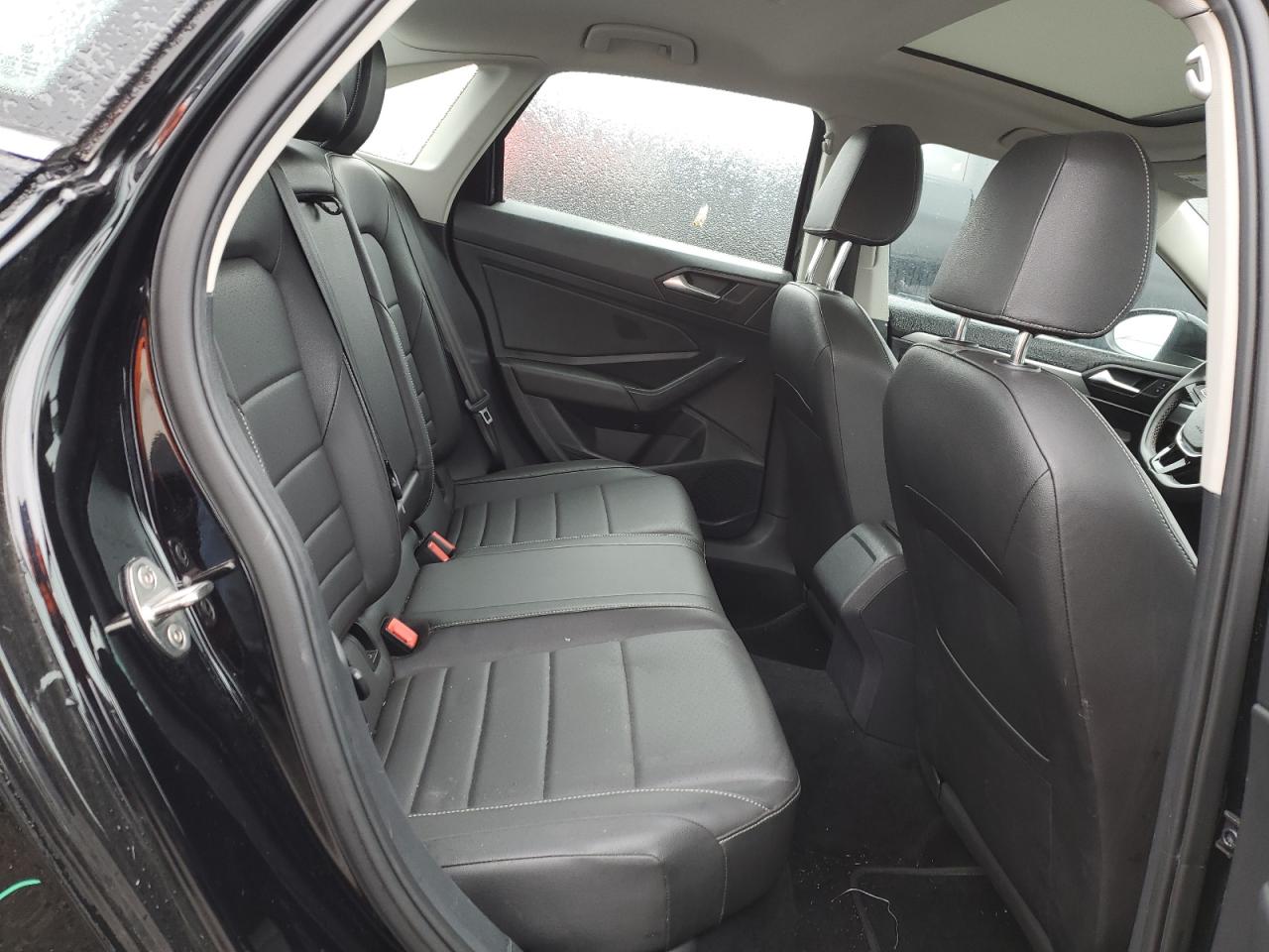 2021 Volkswagen Jetta - Image 10