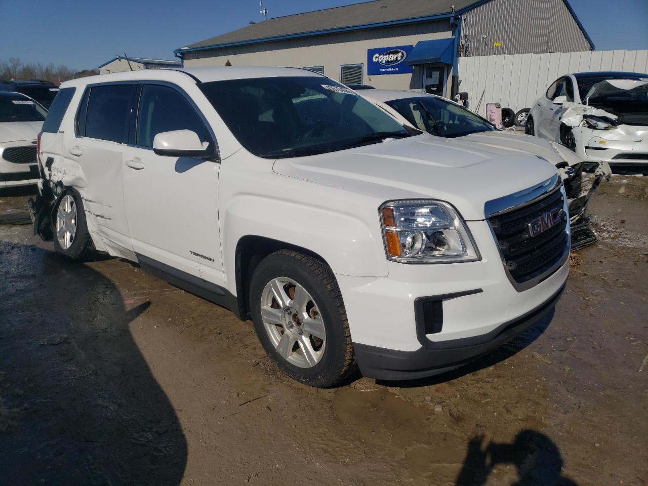 2016 GMC Terrain - Image 4