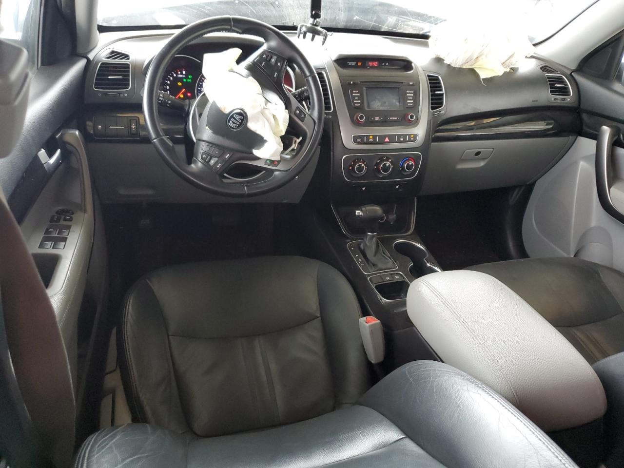 2015 Kia Sorento - Image 8