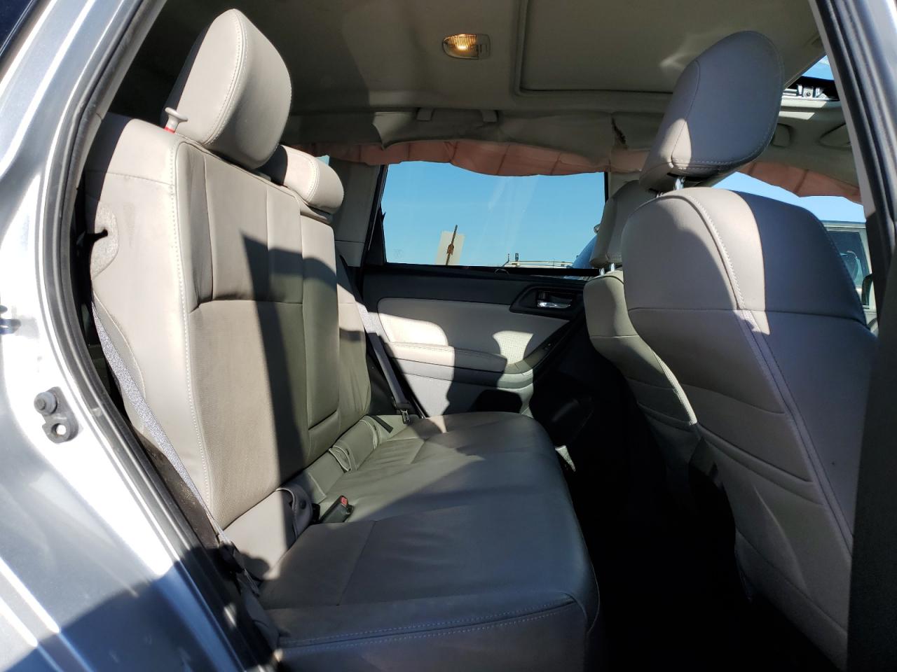 2014 Subaru Forester - Image 11