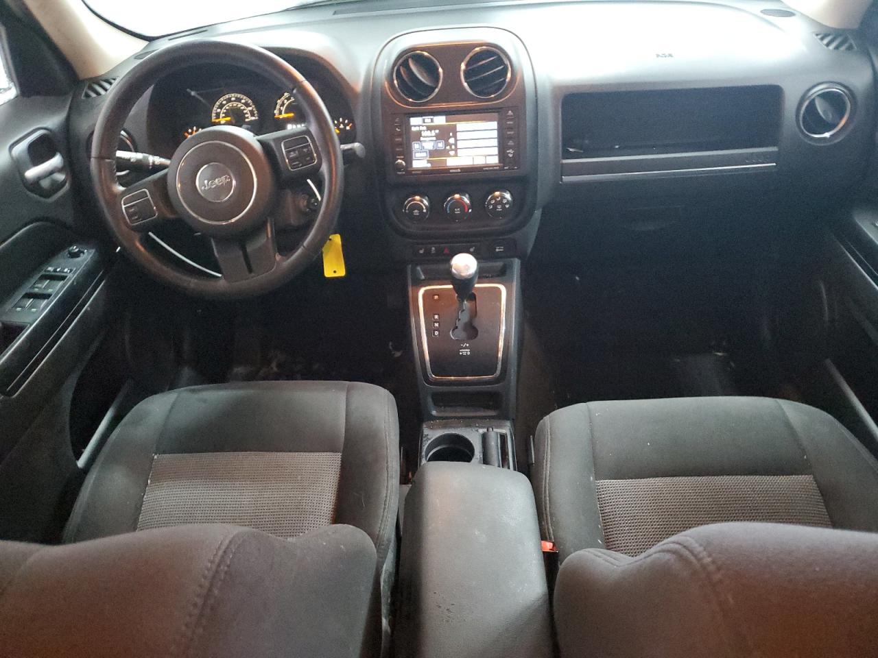 2015 Jeep Liberty (Patriot) - Image 8