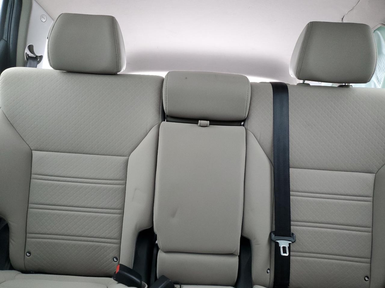 2016 Kia Sorento - Image 10