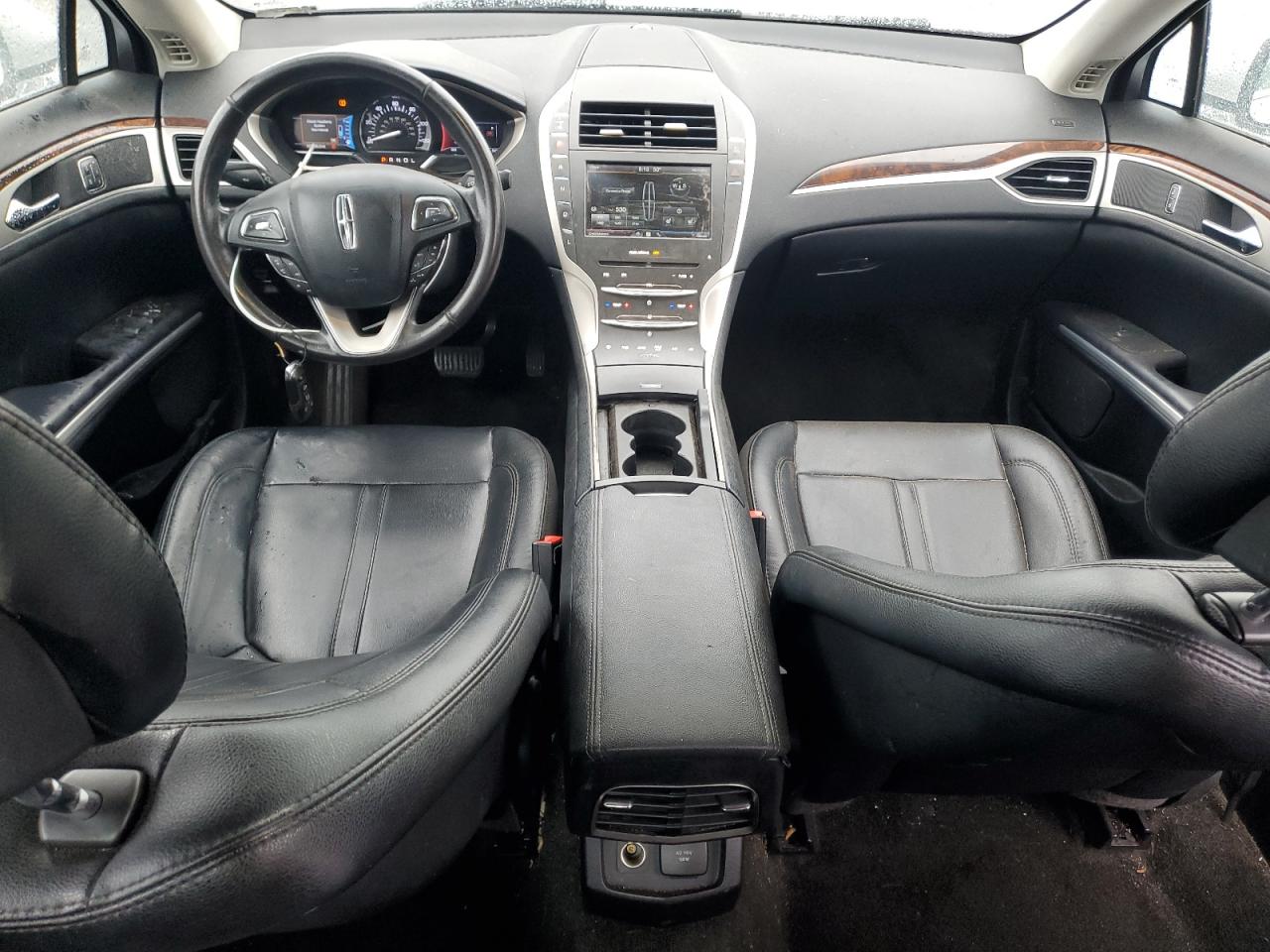 2016 Lincoln MKZ - Image 8