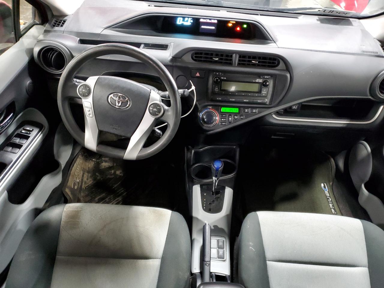 2014 Toyota Prius - Image 8