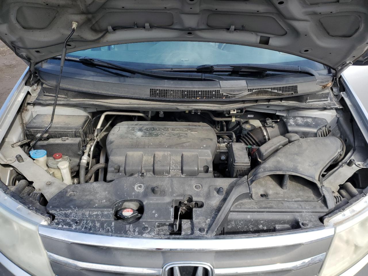 2012 Honda Odyssey - Image 12