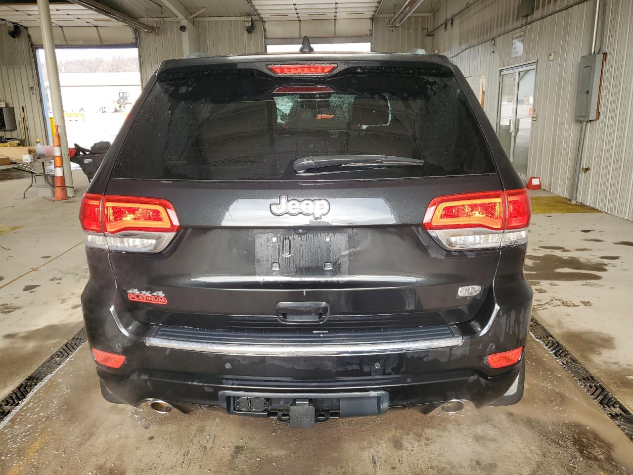 2015 Jeep Grand Cherokee - Image 6