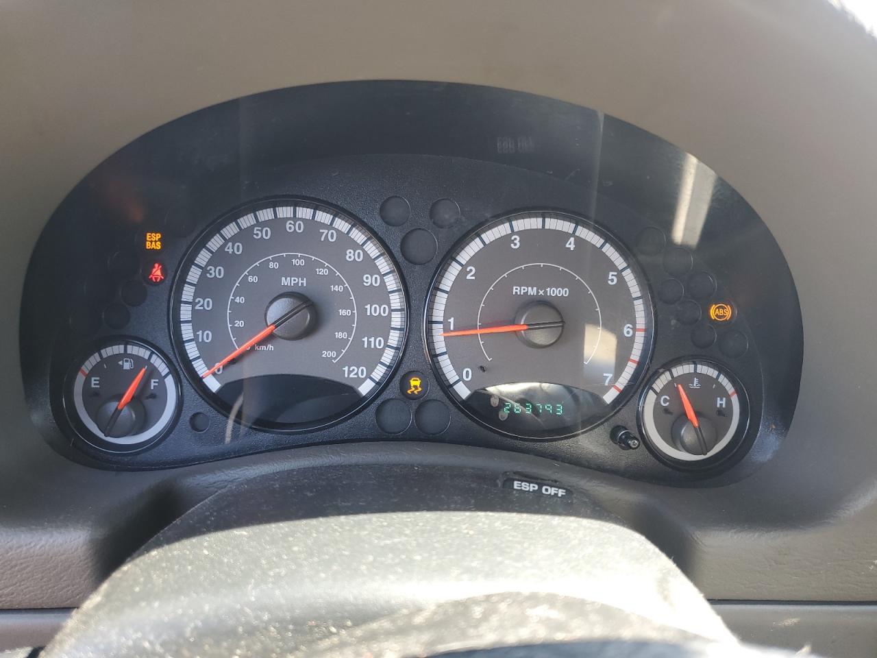 2007 Jeep Liberty (North America) - Image 9