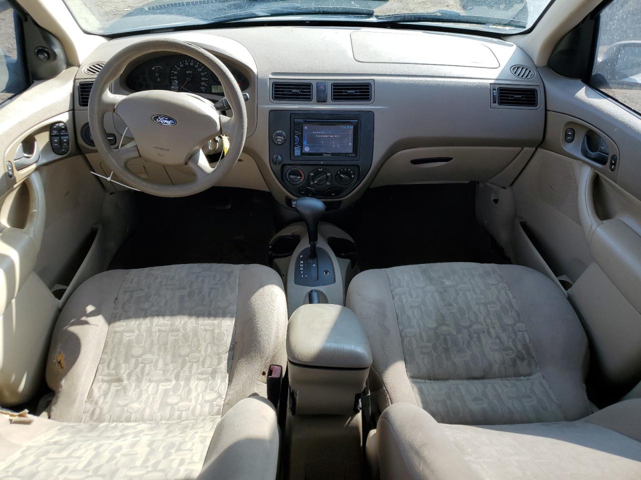 2005 Ford Focus - Image 8