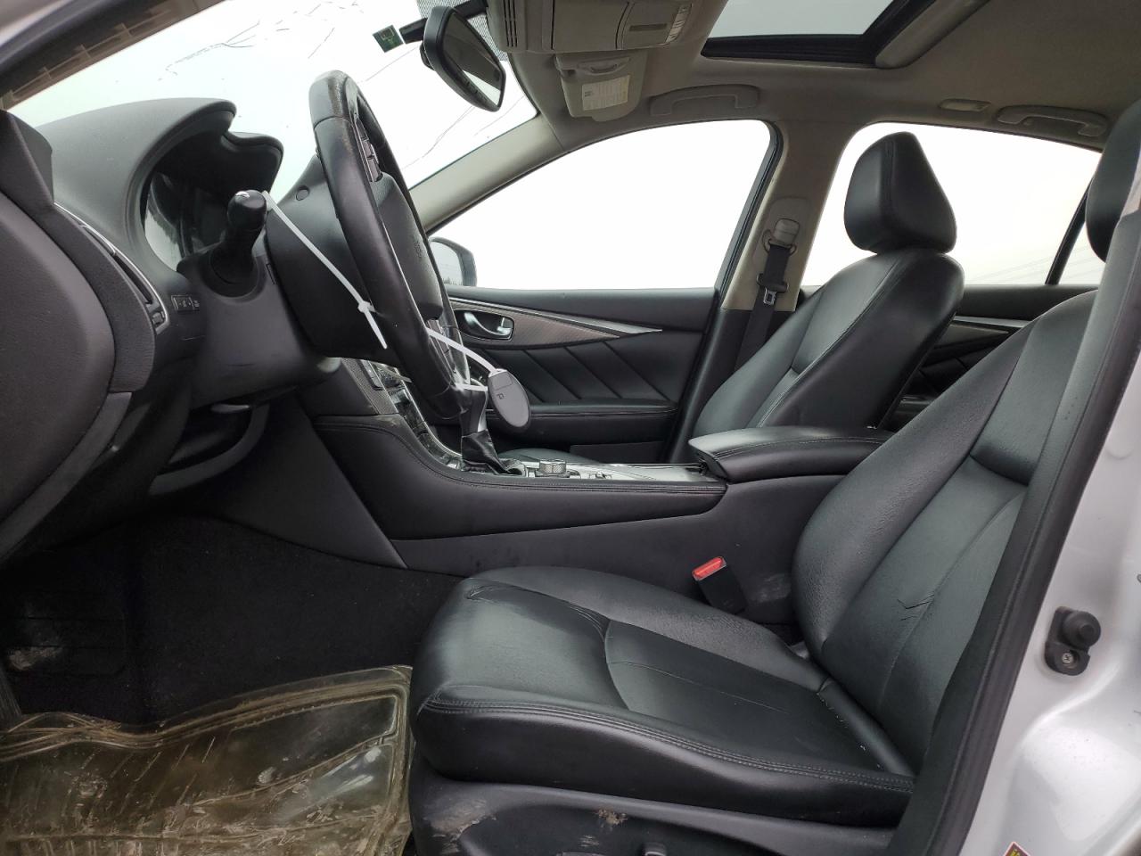 2015 Infiniti Q50 - Image 7