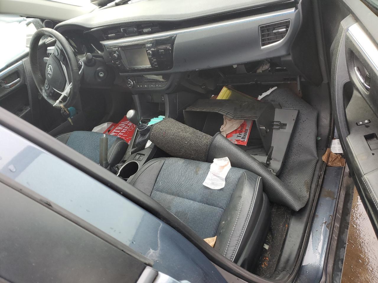 2014 Toyota Corolla - Image 8