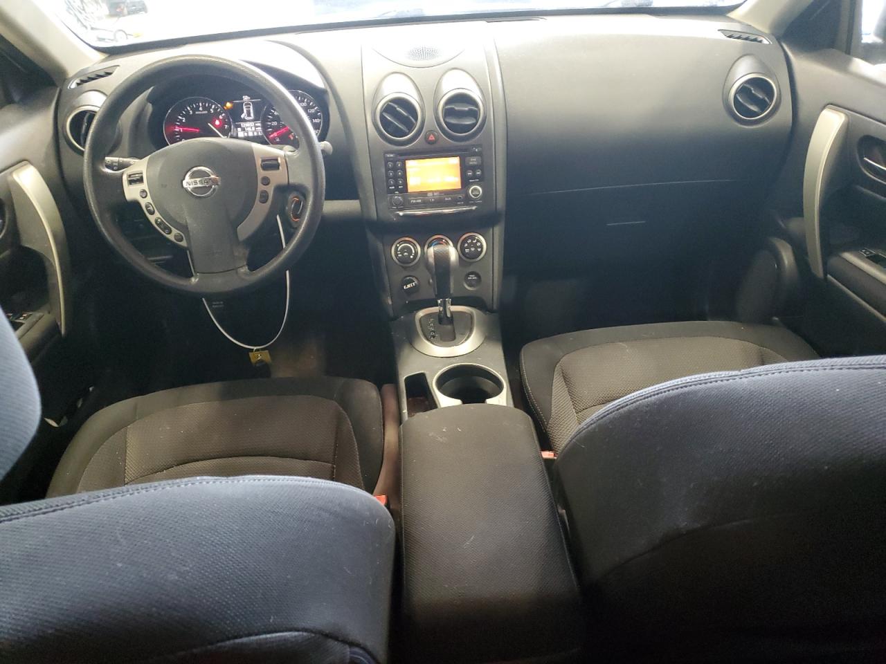 2011 Nissan Rogue - Image 8