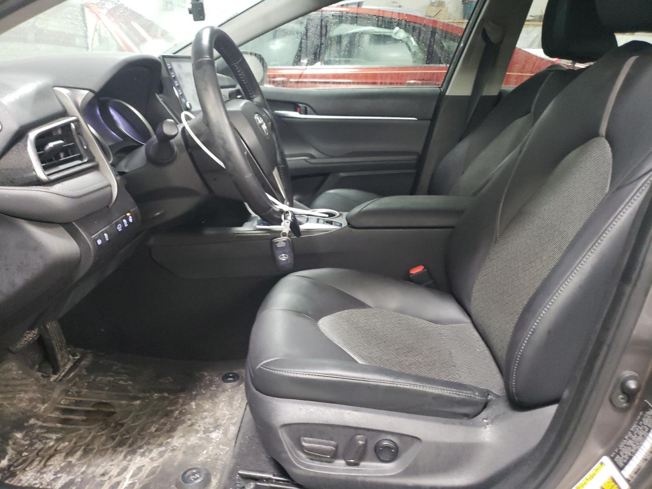 2021 Toyota Camry - Image 7