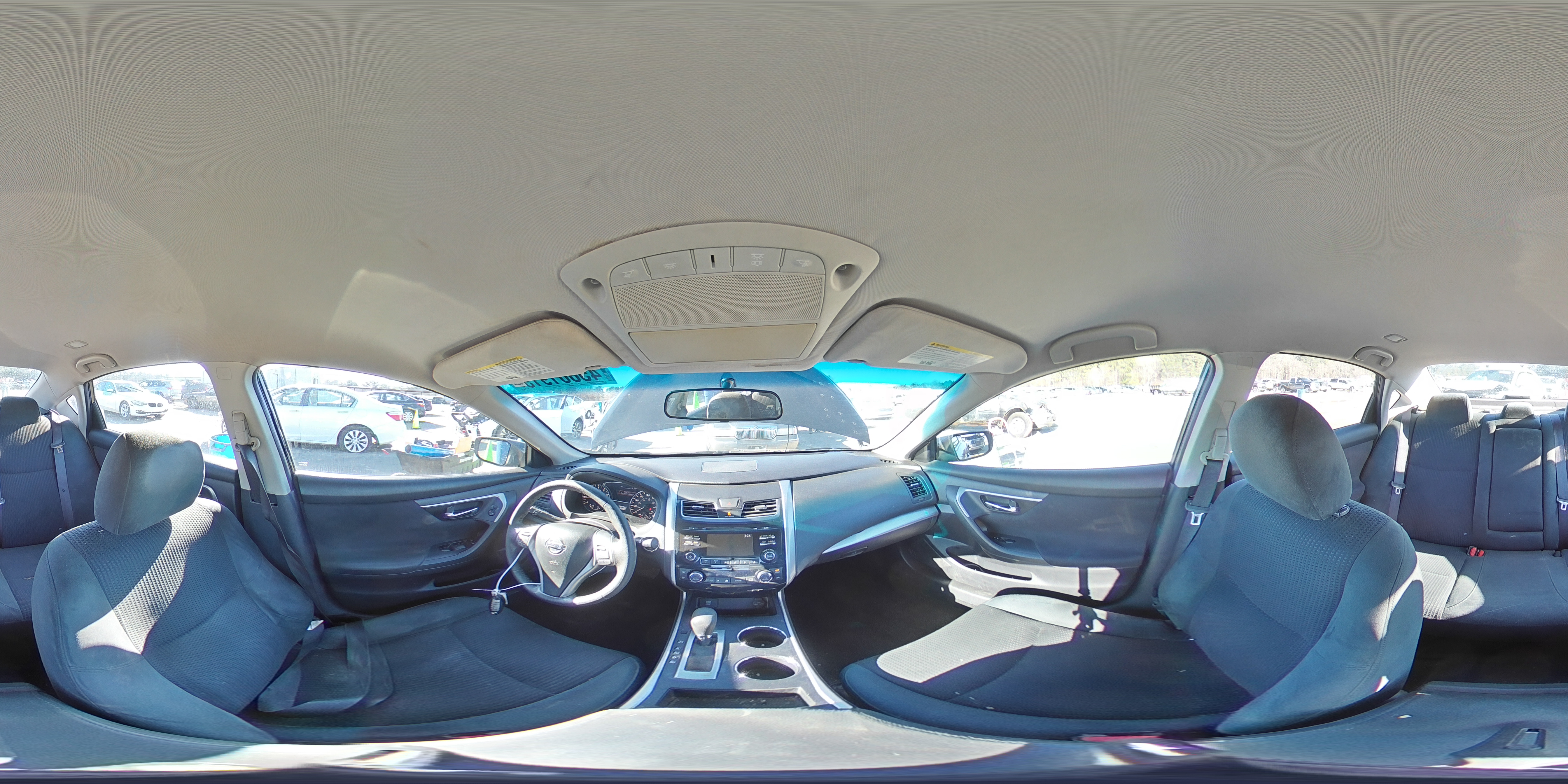 2015 Nissan Altima - Image 13