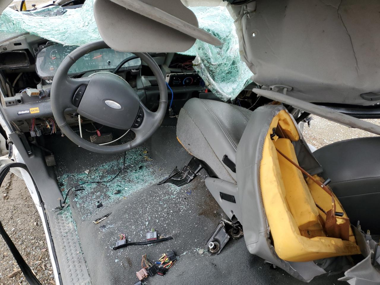 2002 Ford F250 - Image 8