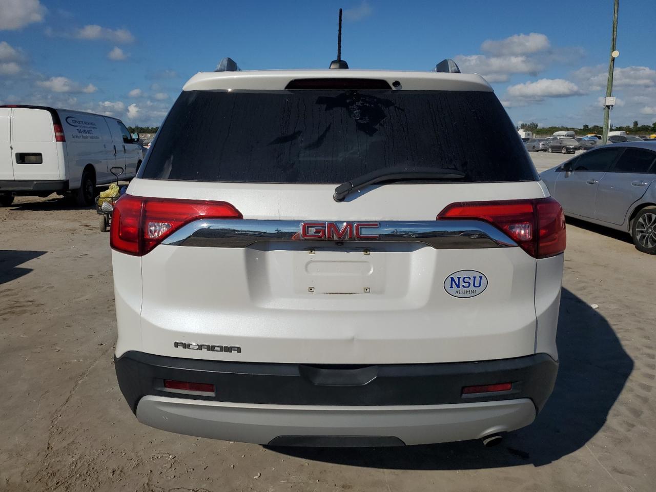 2019 GMC Acadia - Image 6
