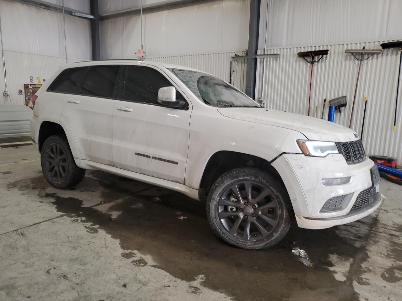 2018 Jeep Grand Cherokee - Image 4