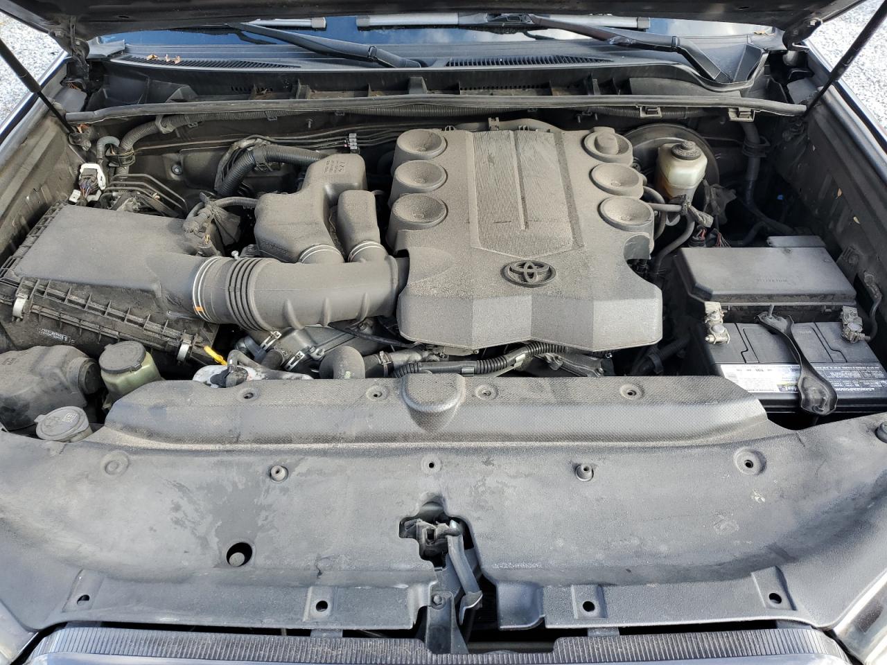 2016 Toyota 4Runner - Image 12