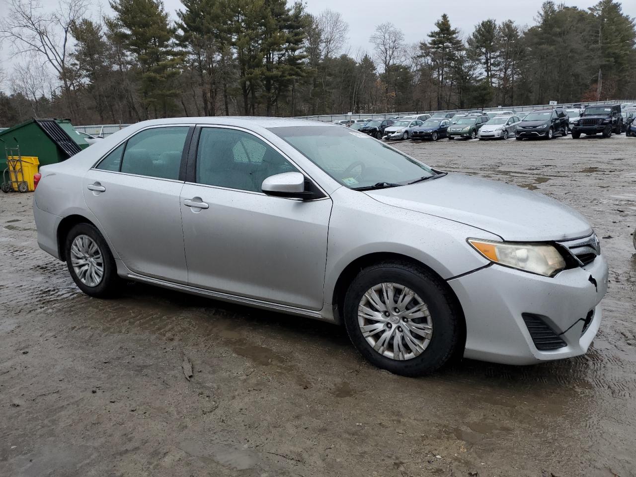 2013 Toyota Camry - Image 4