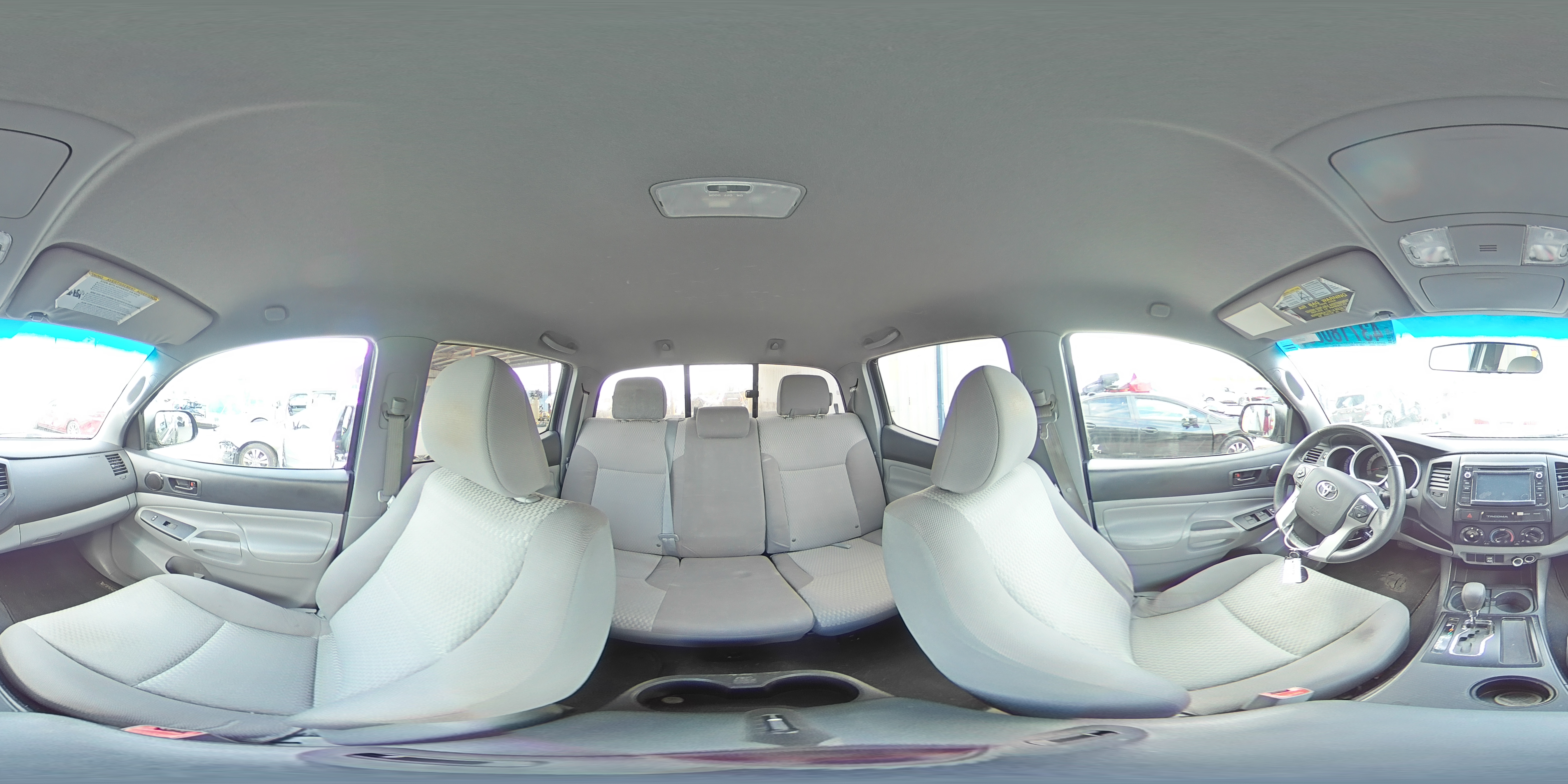 2015 Toyota Tacoma - Image 15