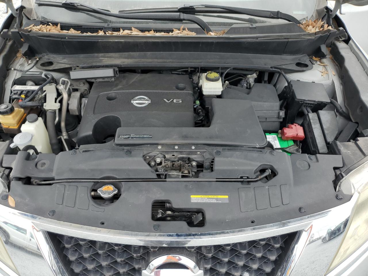 2014 Nissan Pathfinder - Image 12