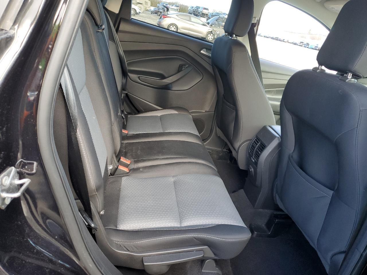 2019 Ford Escape - Image 11