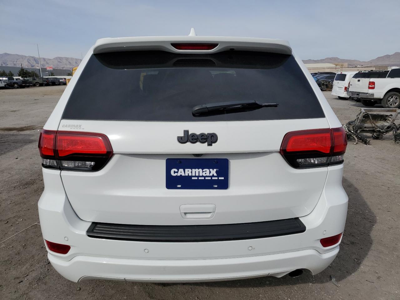 2020 Jeep Grand Cherokee - Image 6