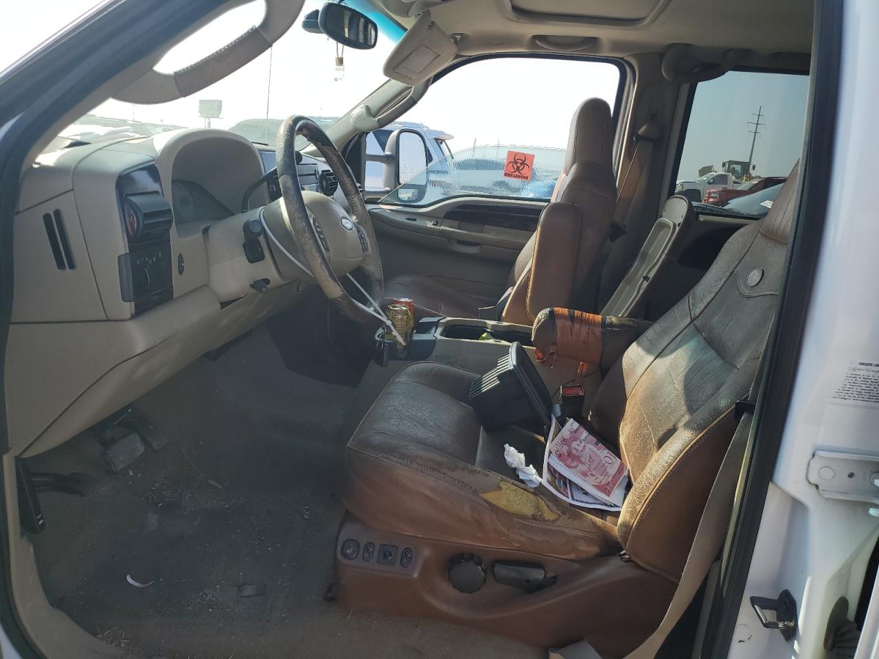 2005 Ford F350 - Image 7