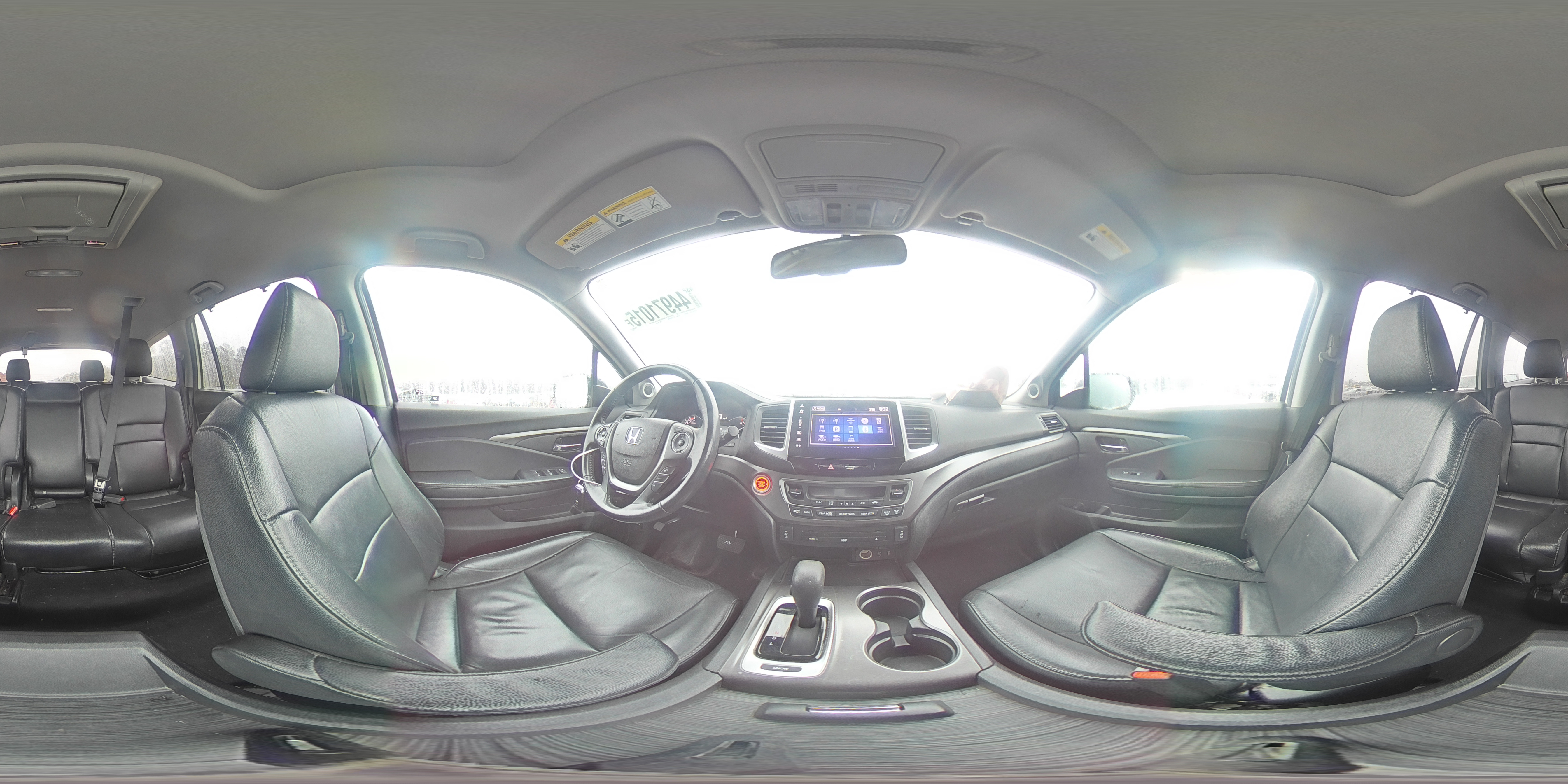 2017 Honda Pilot - Image 14