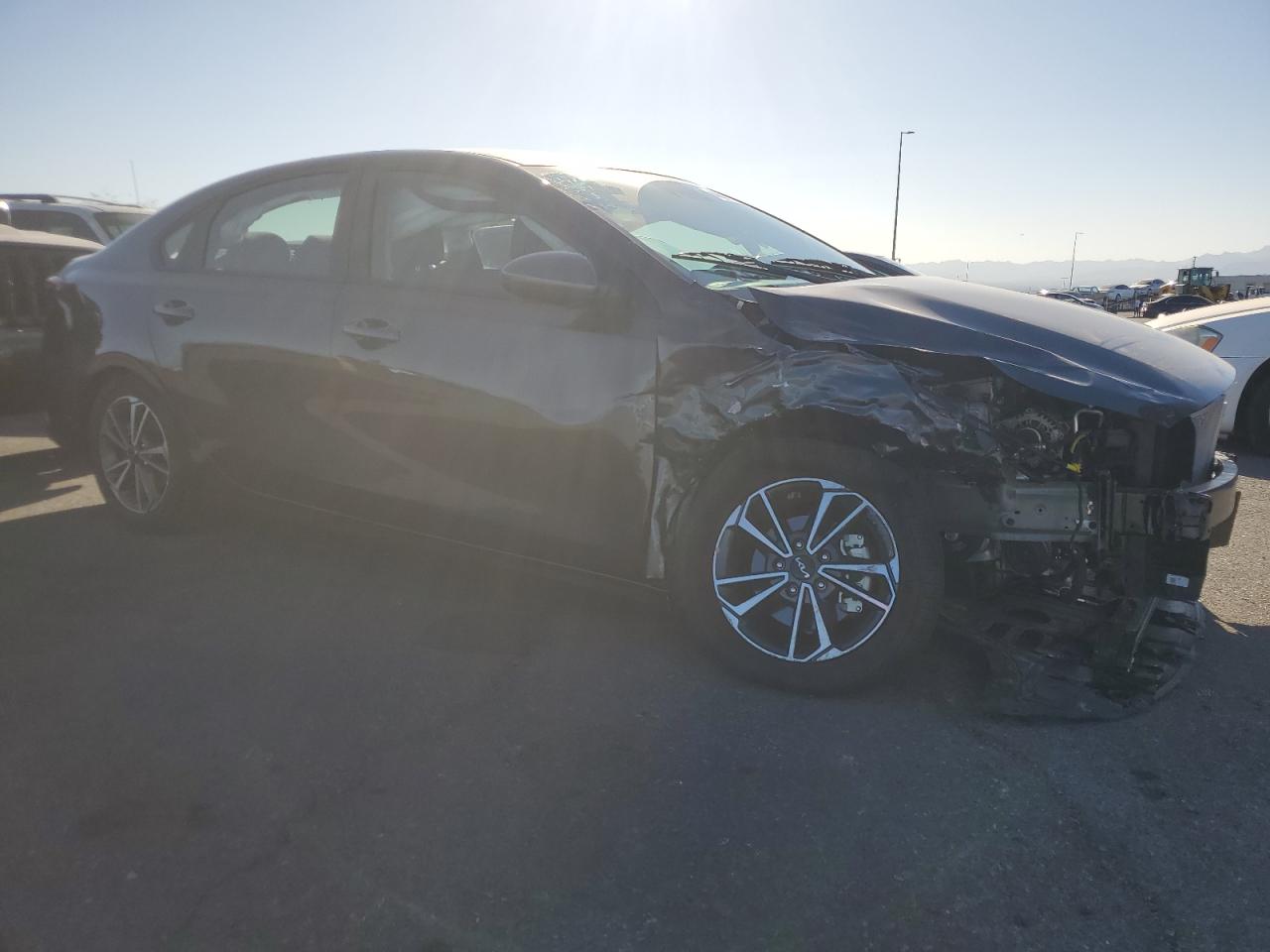 2023 Kia Forte - Image 4