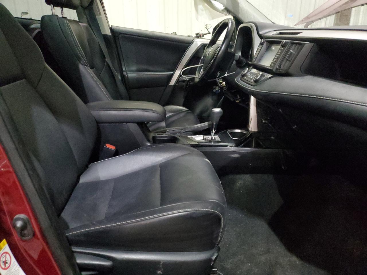 2018 Toyota RAV 4 - Image 7