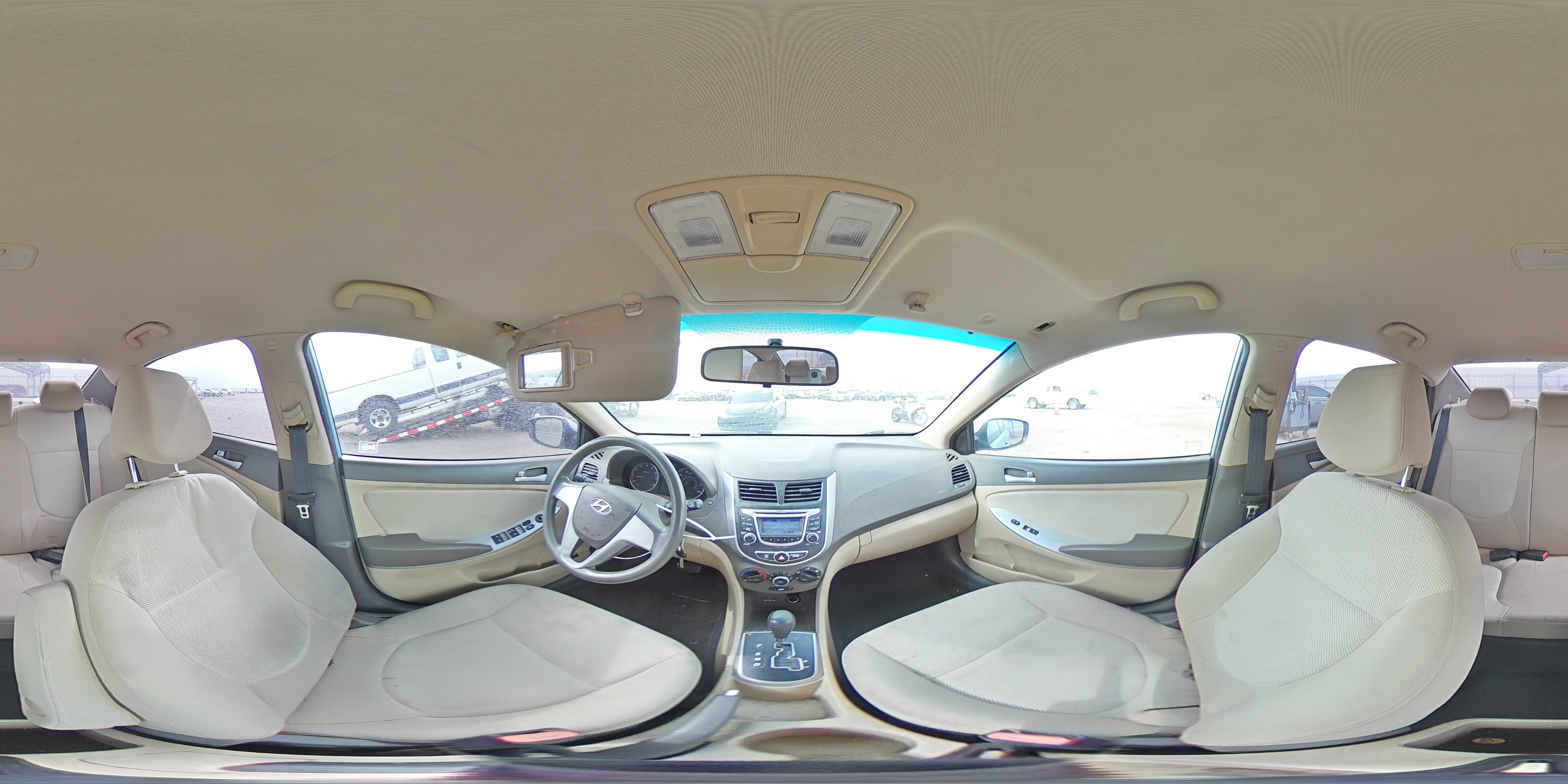 2013 Hyundai Accent - Image 13